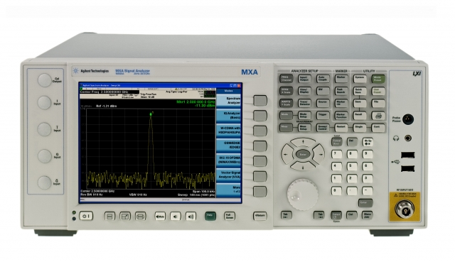 N9020A   频谱分析仪